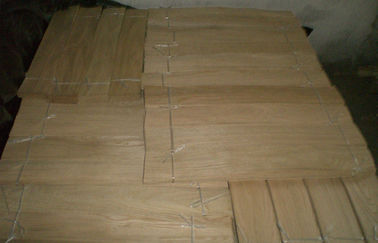 ブラウンの象眼細工のベニヤ シートに床を張る設計された灰の堅材のベニヤ